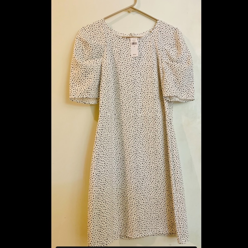 NWT Banana Republic White/Black Puff Sleeve Dress